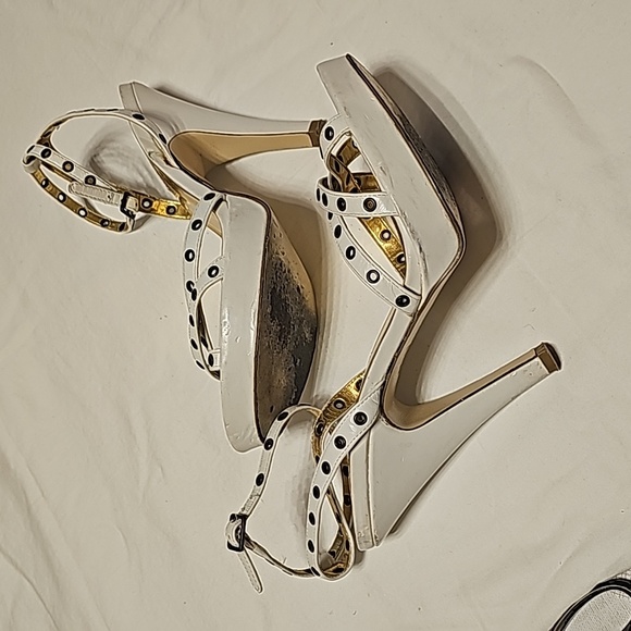 🍁Bundle of 2 for 15$🍁Jennifer Lopez White Sparkly T-Strap Platform Sandals - Picture 3 of 7